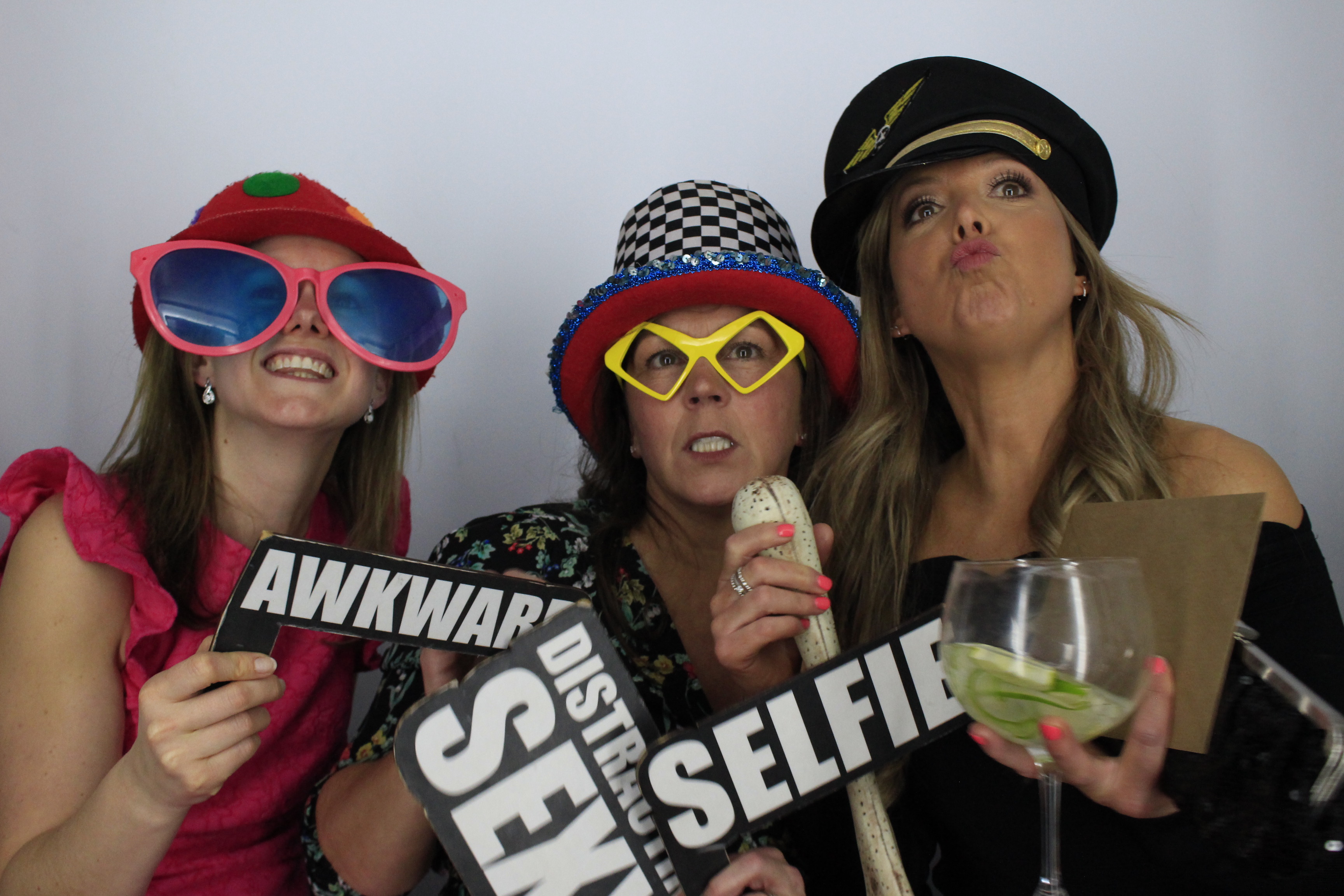 Darren and sarah’s 40th birthday celebration | View more photos from the event at gallery.myphotoboothexperience.co.uk/u/MyPhotoBoothExperienceLtd/Darren-and-sarah’s-40th-birthday-celebration